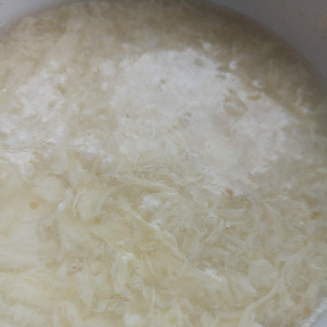 一碗漂亮又鲜嫩无比的基础蛋花汤