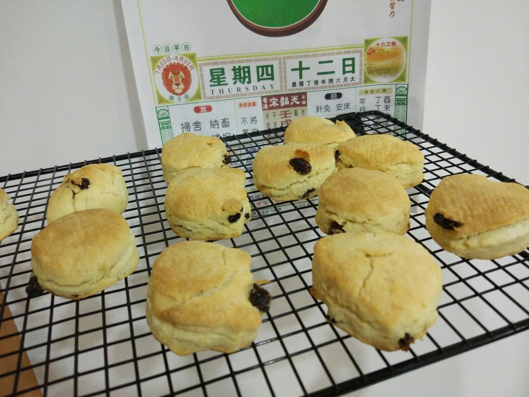 媲美星巴克的英式提子司康——德国Meggle黄油试用