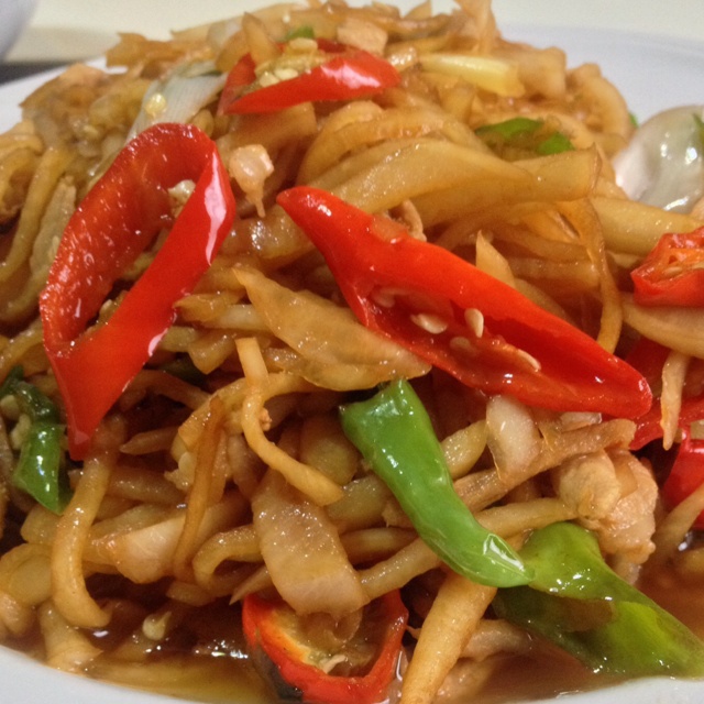 煮饭婆梅子做的酸萝卜炒肉