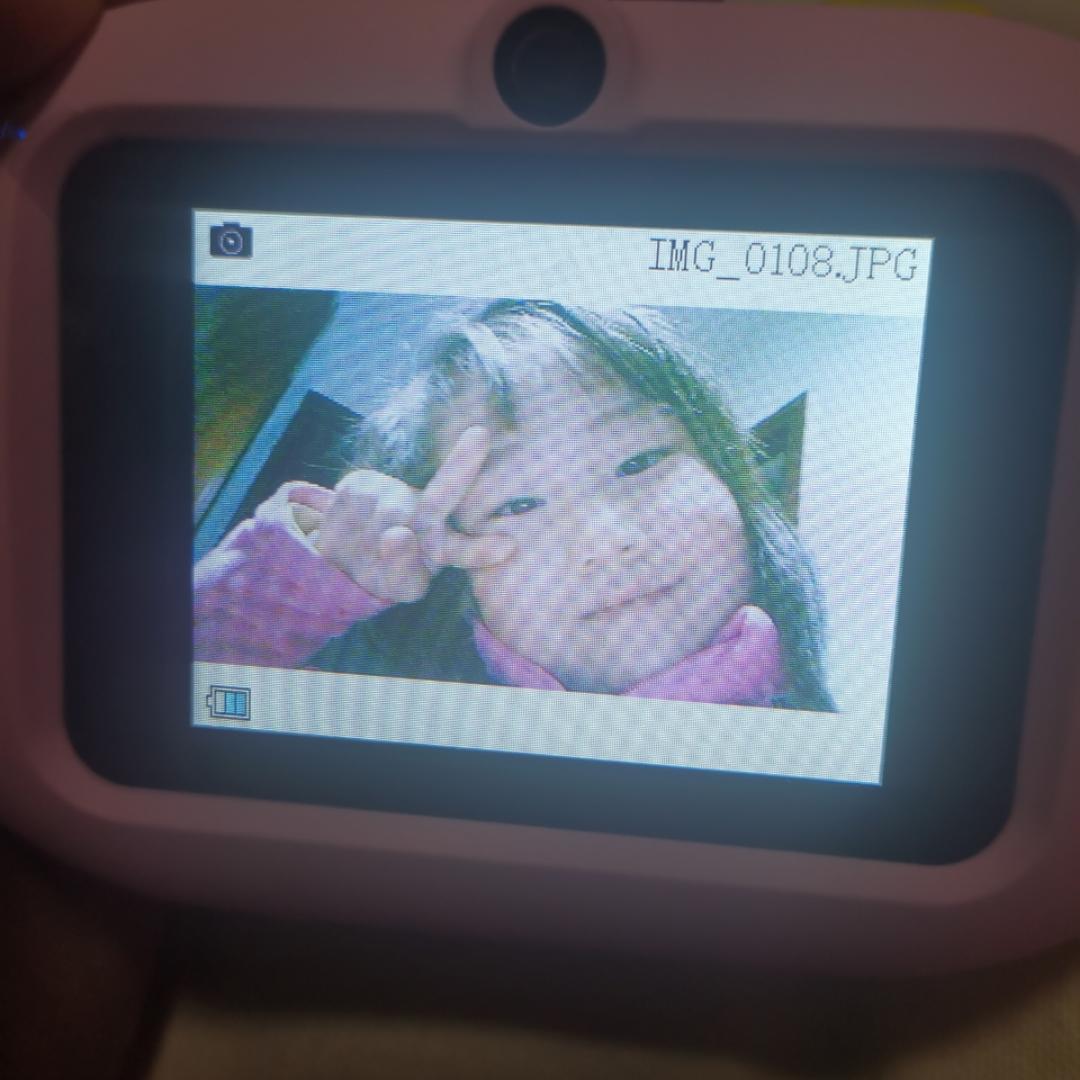 西亚秀逗逗