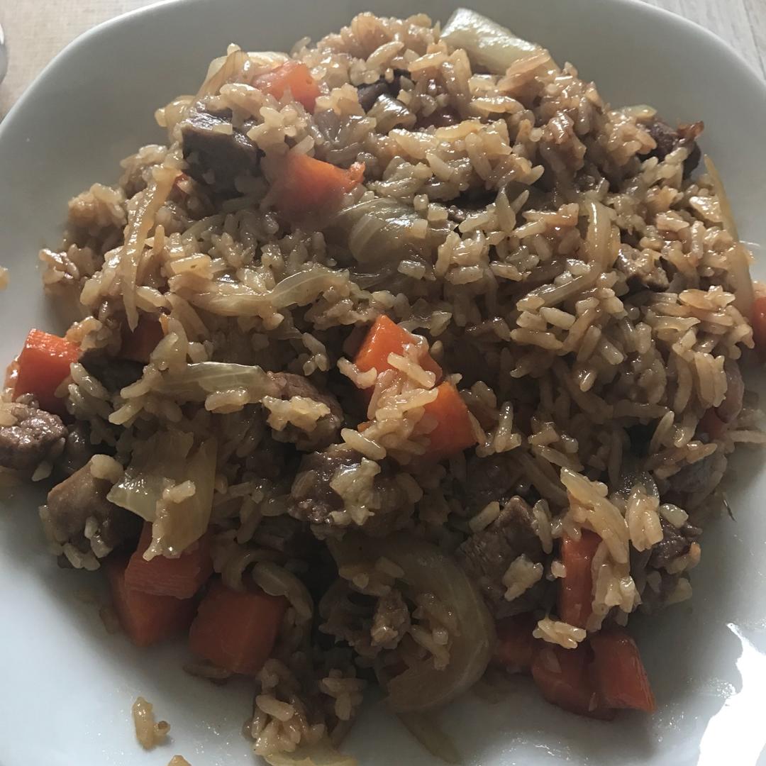 喷香羊肉焖饭