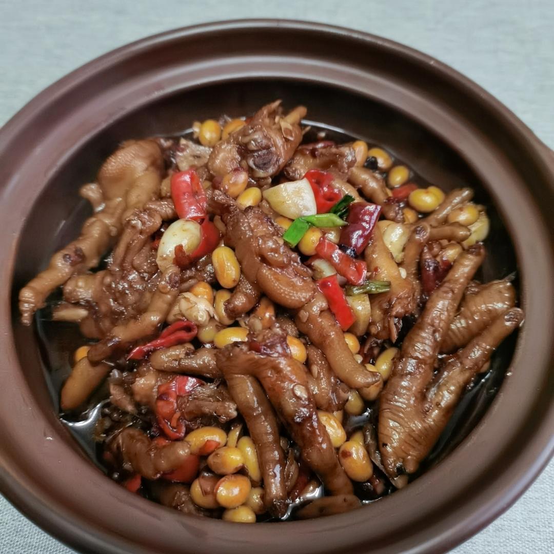 黄豆闷鸡爪