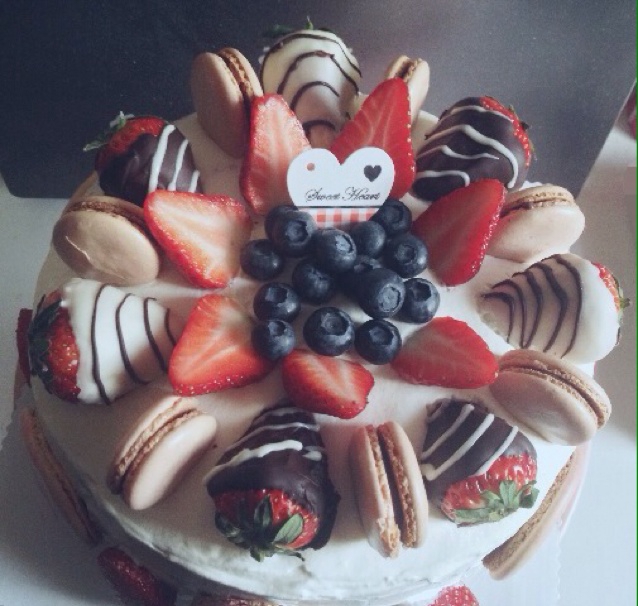 鲜奶油草莓蛋糕