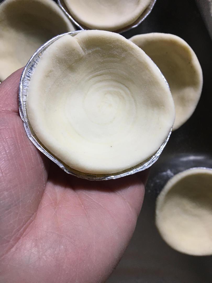 葡式蛋挞香酥的秘密，全在挞皮制作的这10几道工序！