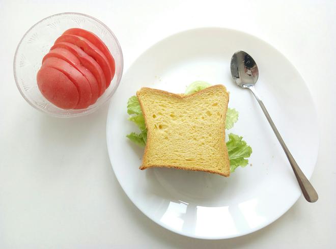 简版三明治
「快手早餐」的做法