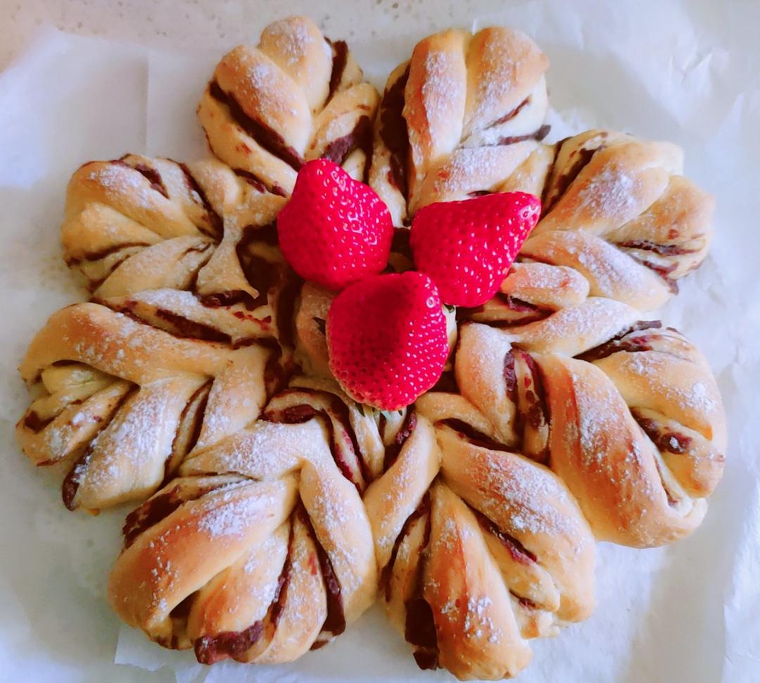 ins风圣诞节雪花豆沙面包---错过了夏天的风秋天的雨 不能再错过冬天的雪花