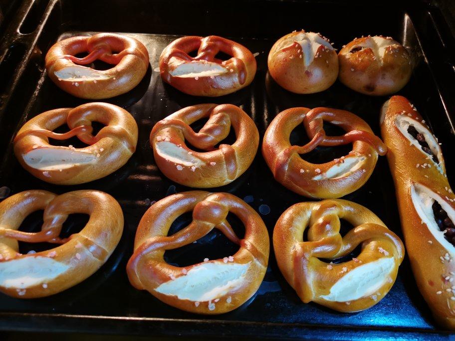 德国碱水面包/普雷节/中国结/绣球/红豆碱水棒/五股辫/六股辫/碱水球