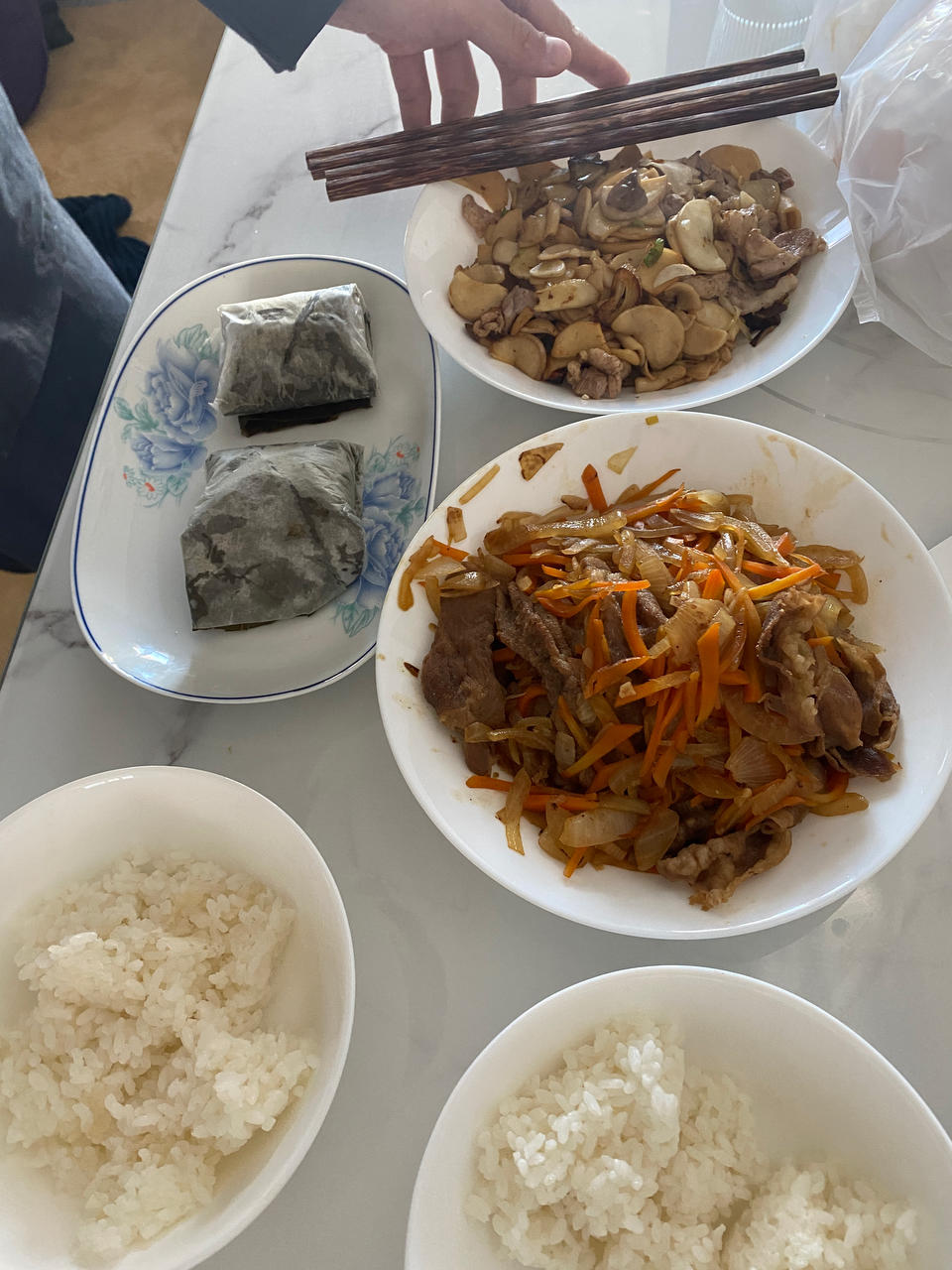 杏鲍菇炒肉片