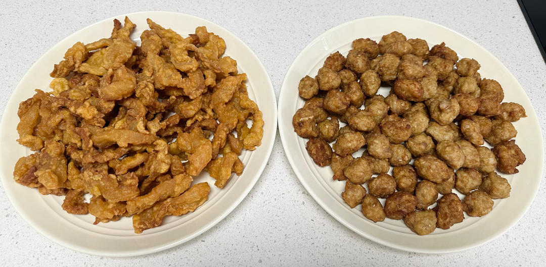 炸猪肉萝卜丸子