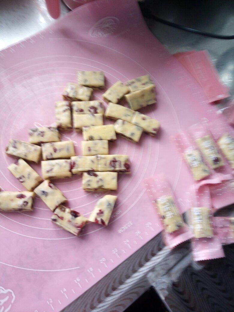 豪华果脯牛轧糖—年货必备