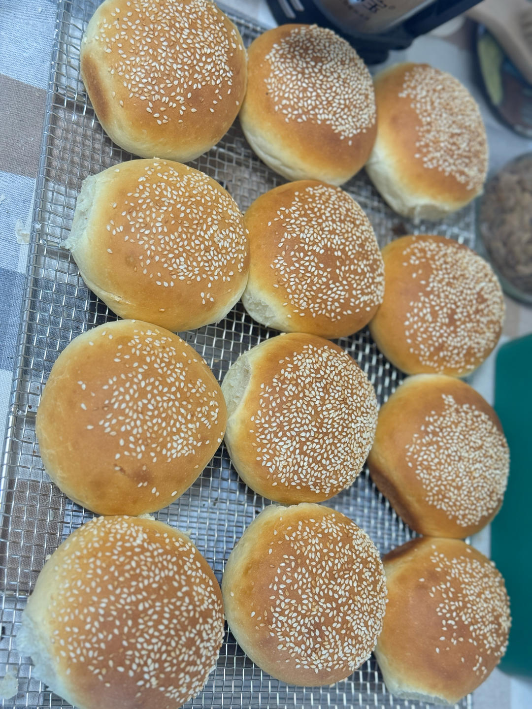 做了10000个汉堡胚后，我来教你最简单的做法