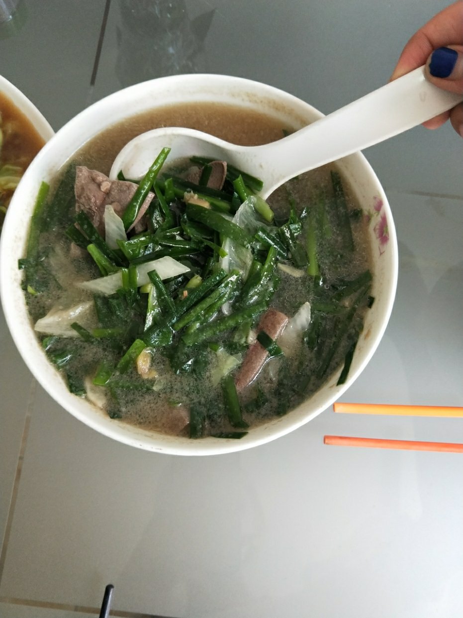 猪肝韭菜汤