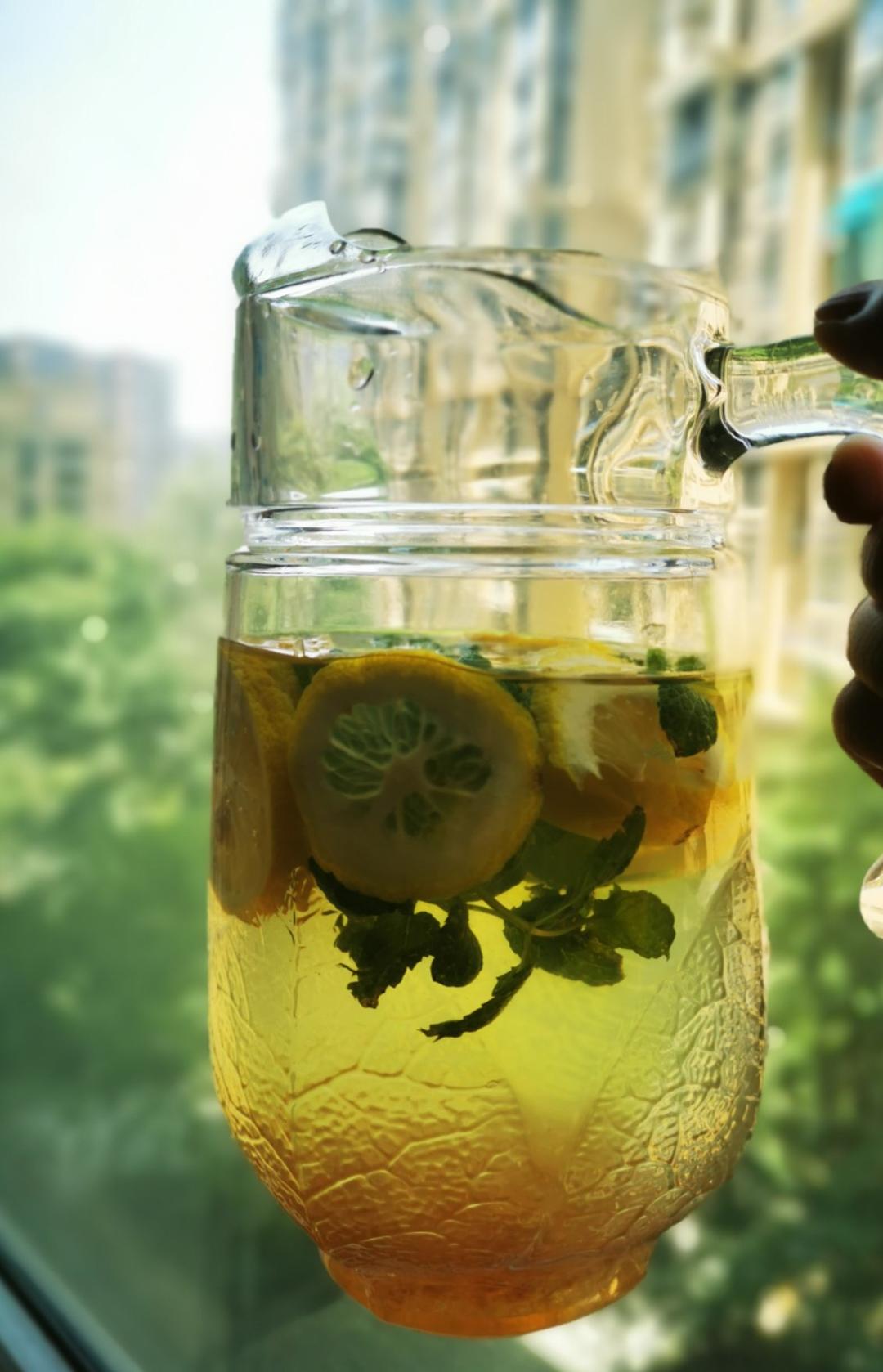 柠檬薄荷冰茶