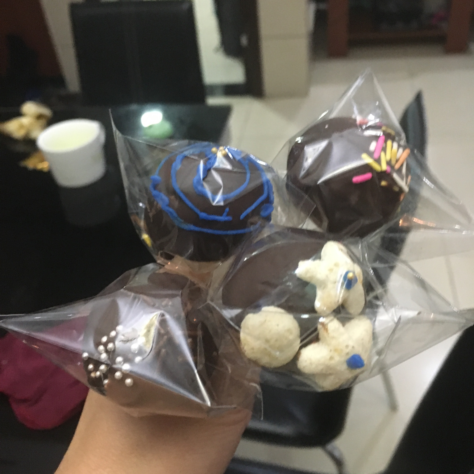 《Tinrry下午茶》教你做棒棒糖蛋糕