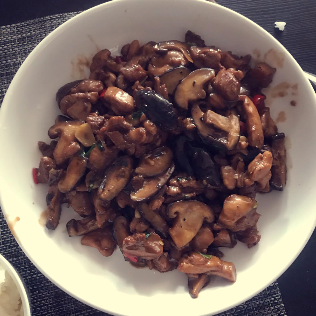 🔥米饭和面条的灵魂搭档【香菇滑鸡】