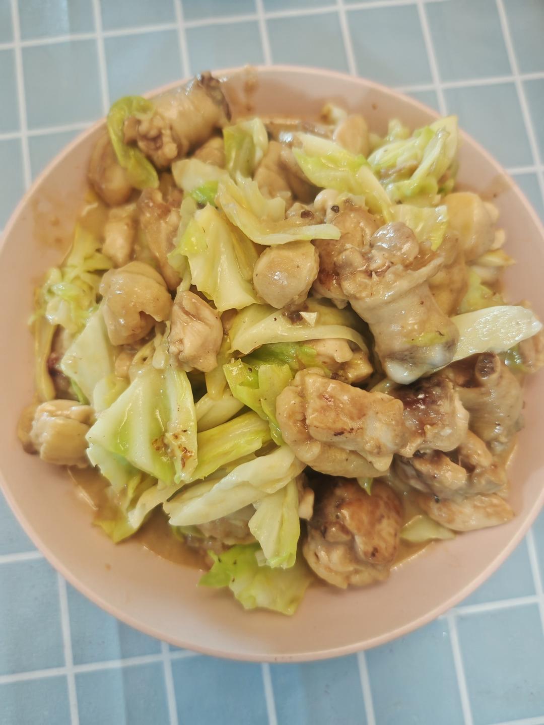 味增鸡肉炒包菜
