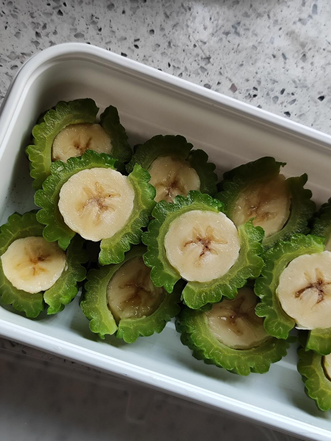 苦瓜酿香蕉