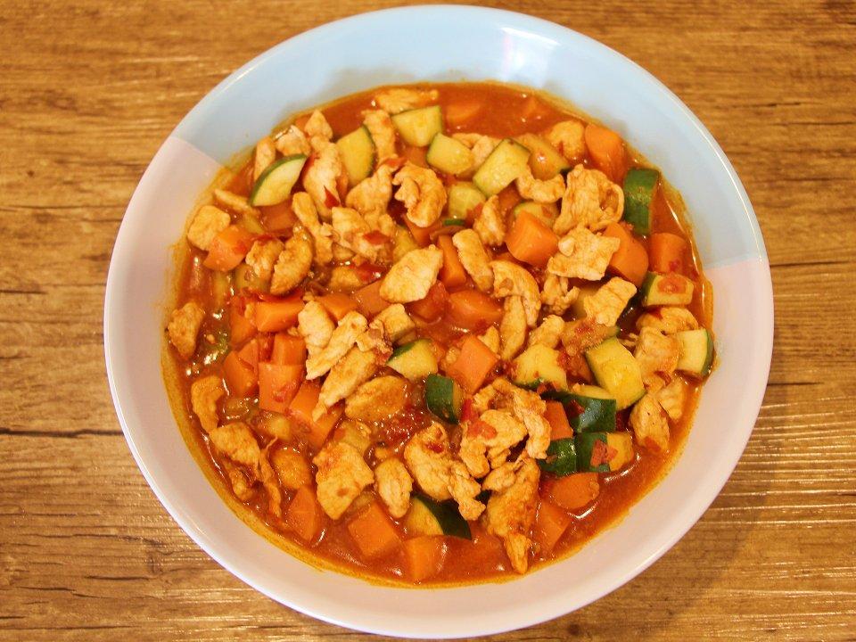 胡萝卜黄瓜鸡胸肉