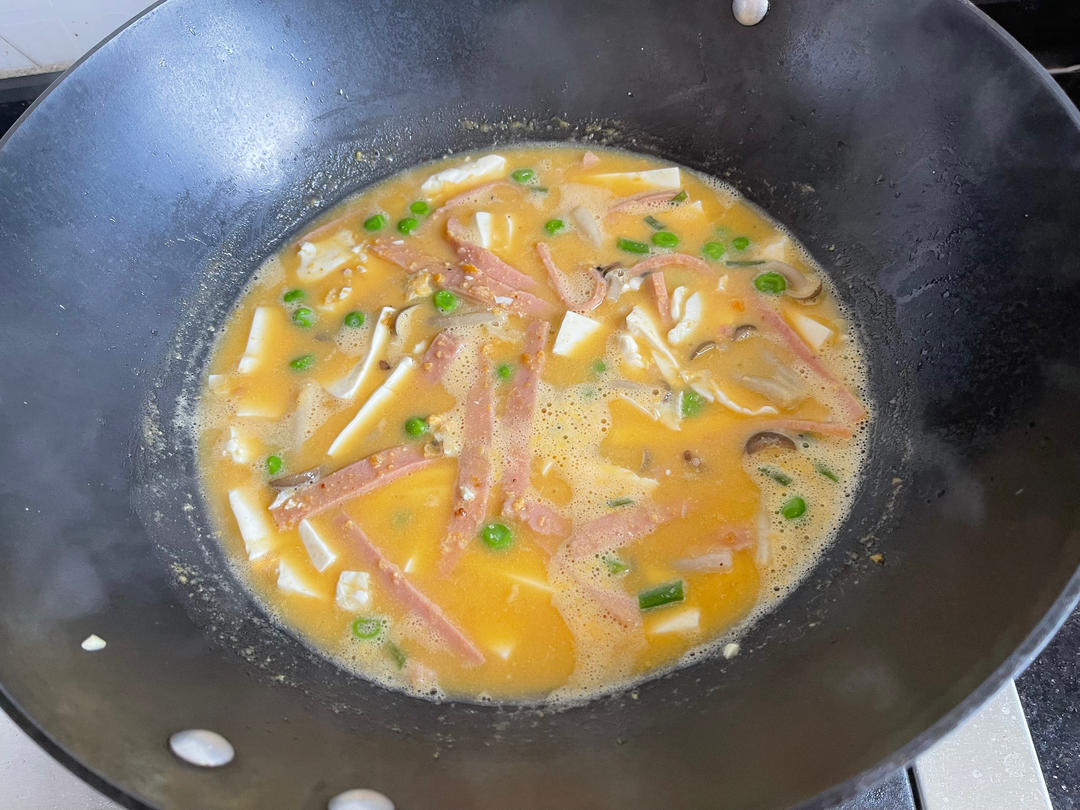 咸蛋黄豆腐羹