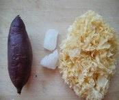 银耳紫薯汤的做法 步骤1