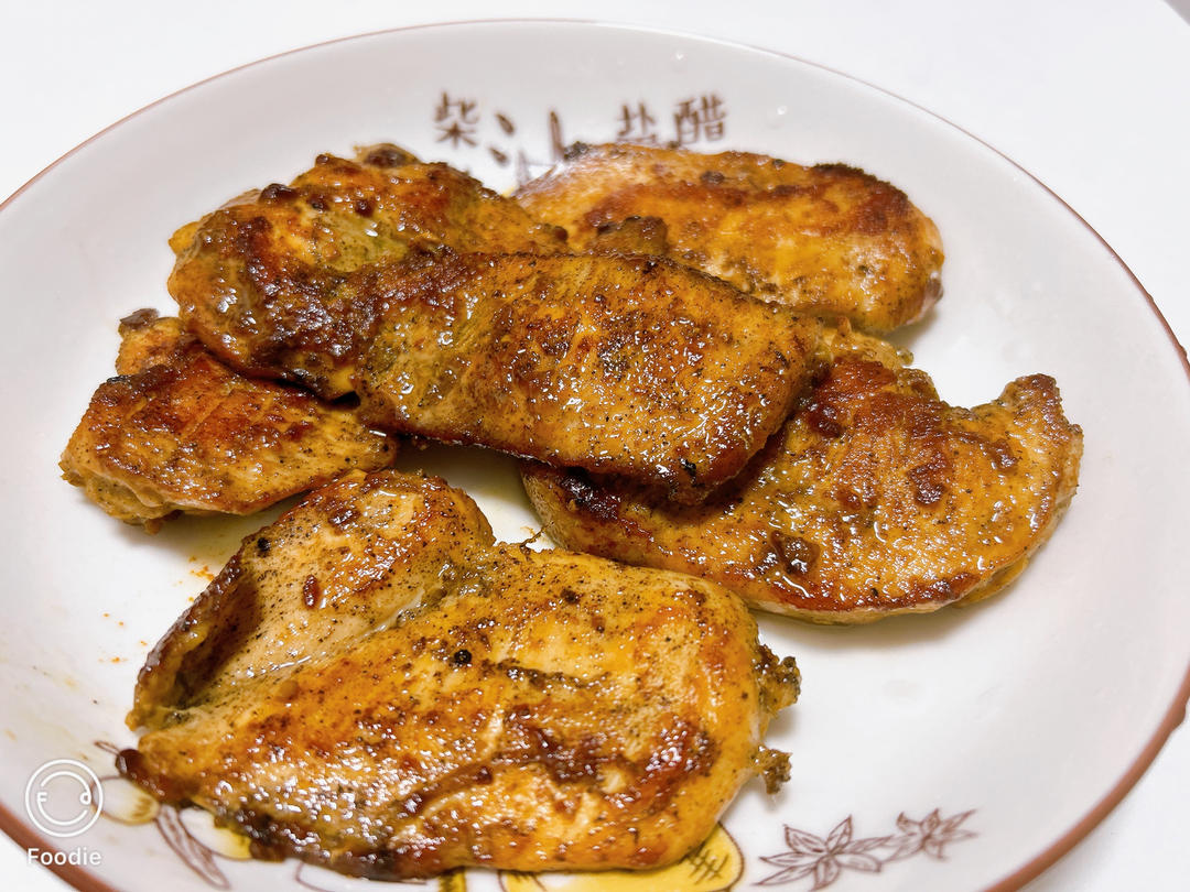 【嫩煎鸡胸肉】
