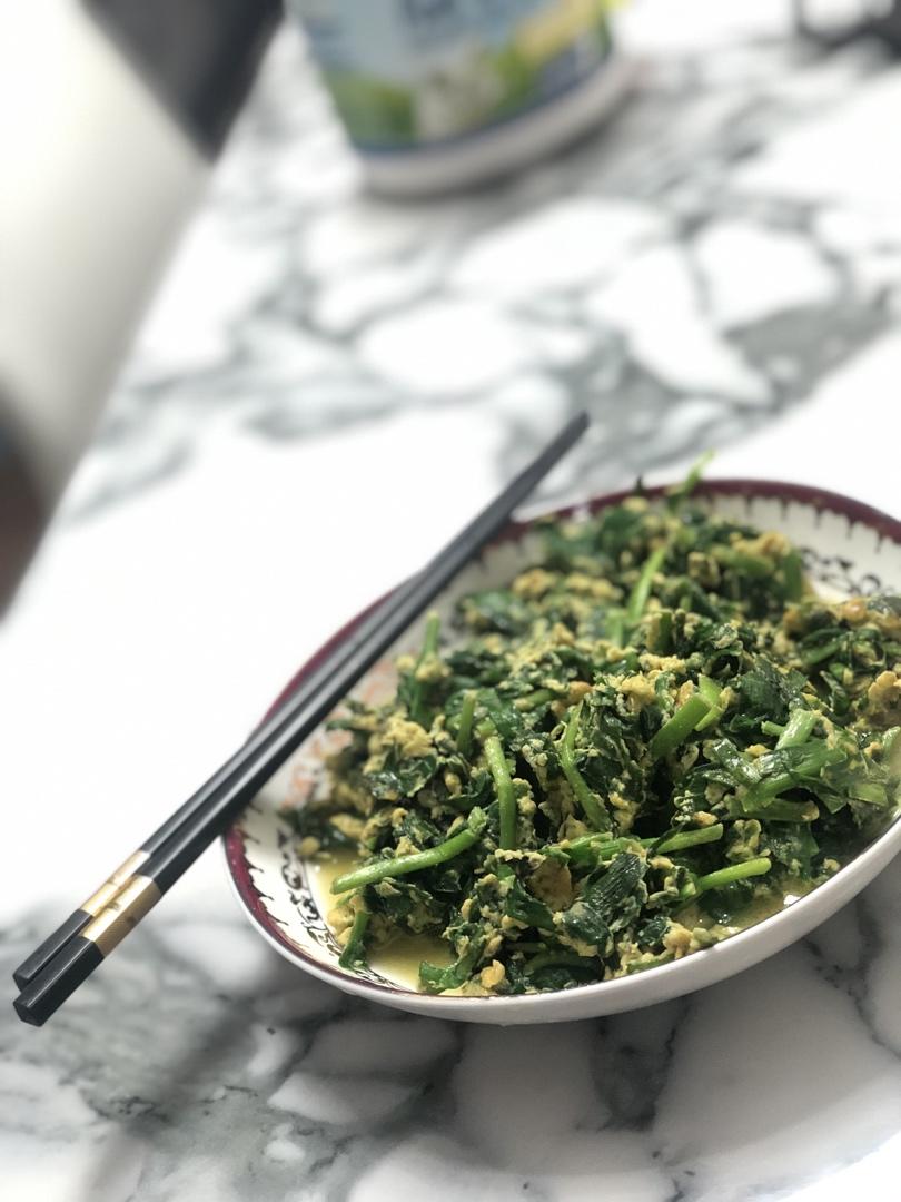 快手韭菜炒鸡蛋