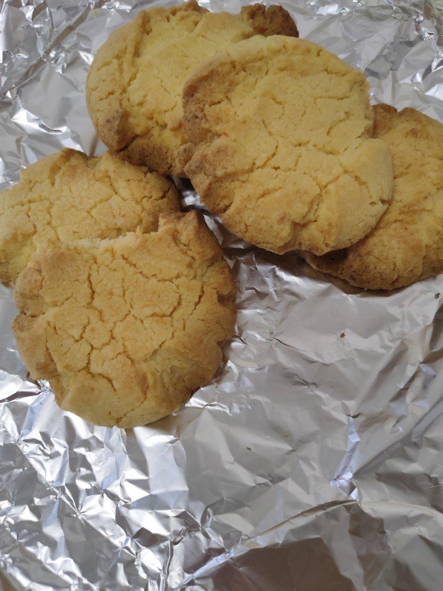 轻轻一按就碎掉的原味桃酥（不输猪油版）