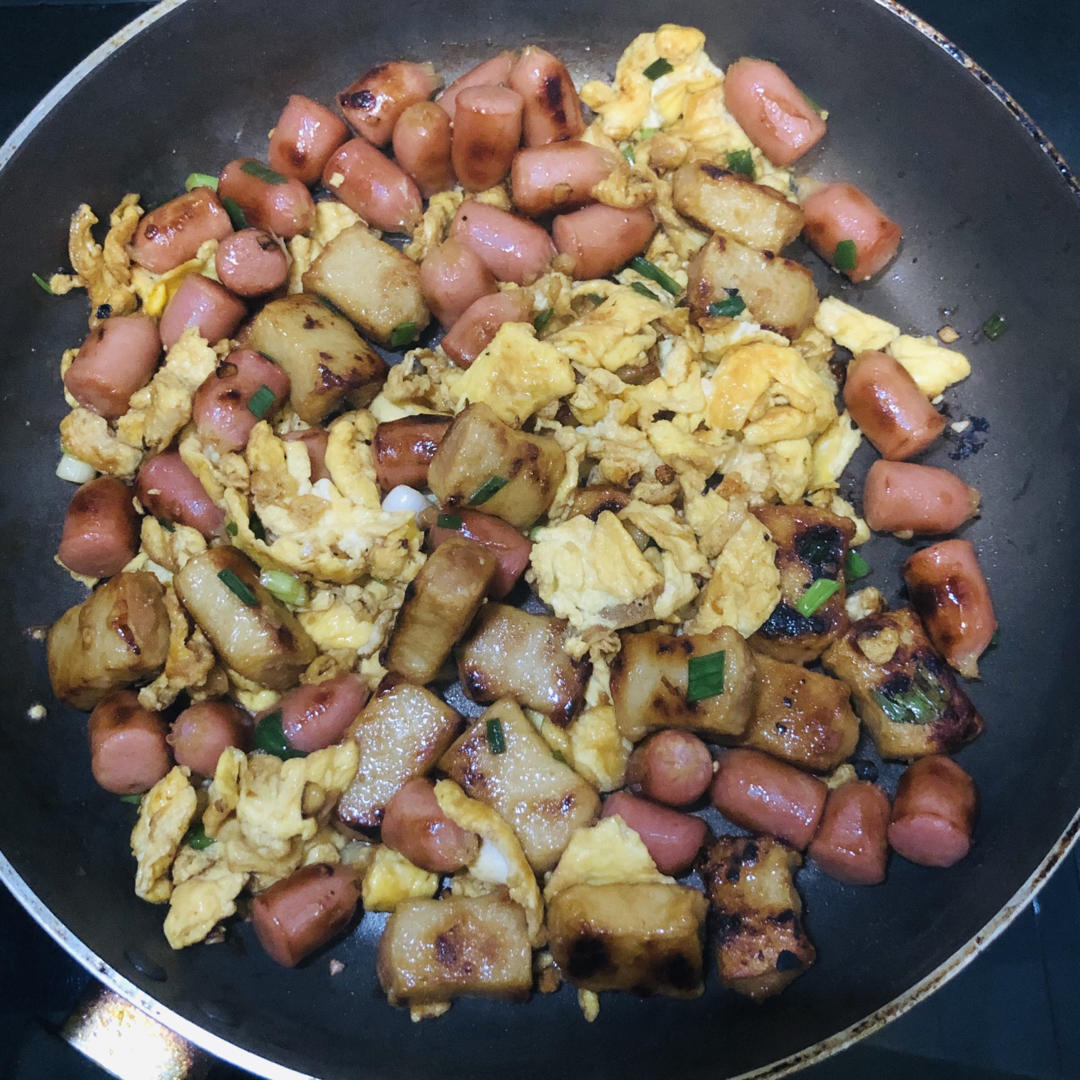 鱼豆腐香肠炒蛋