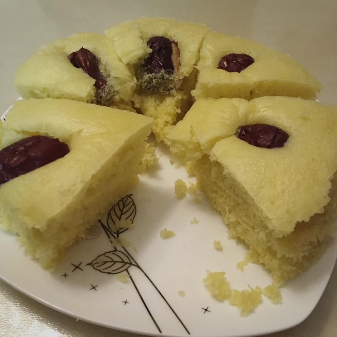 红枣红糖发糕：不塌不缩、组织均匀、手感软绵、口感Q弹