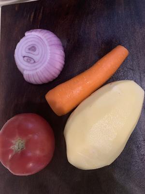 土豆番茄清炖牛腩的做法 步骤5