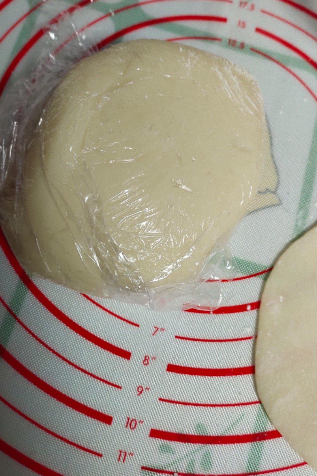 腹黑白胖子——奥利奥雪媚娘