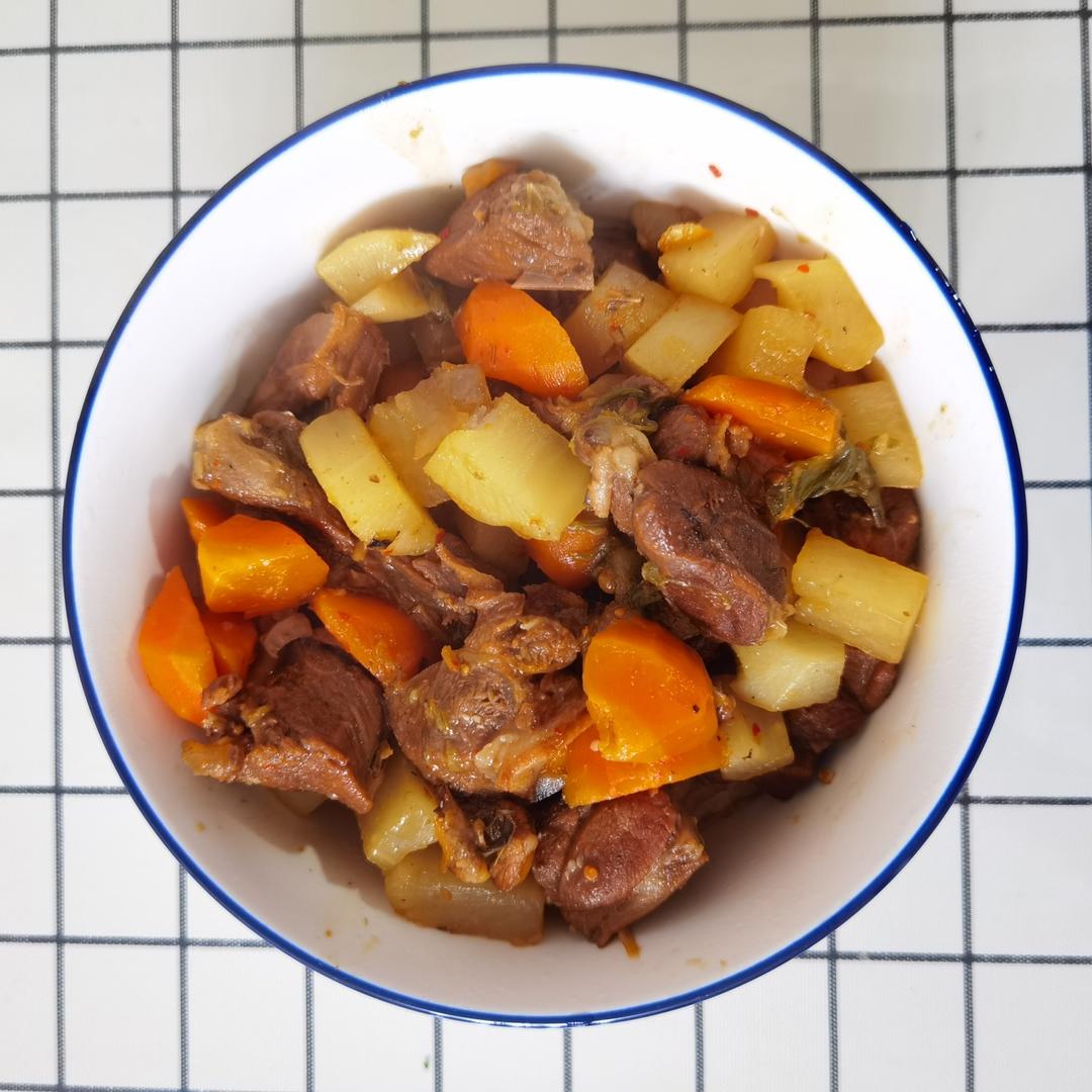 酥而不腻的红烧羊排