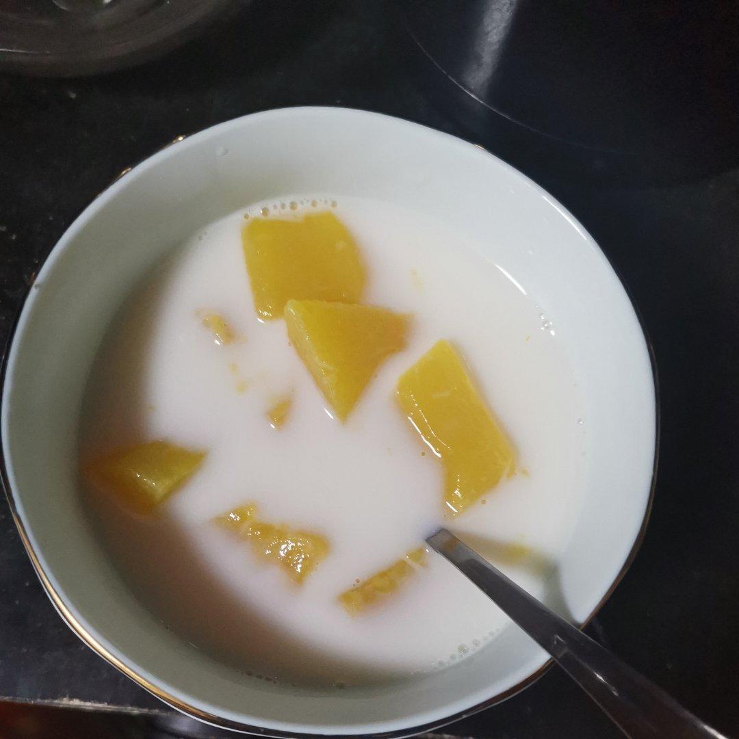 木瓜炖牛奶