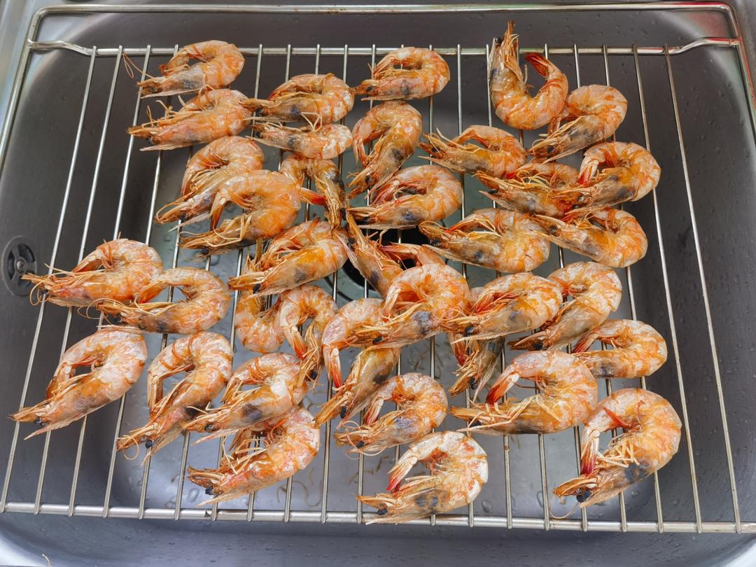 爱上烤虾干 越嚼越香