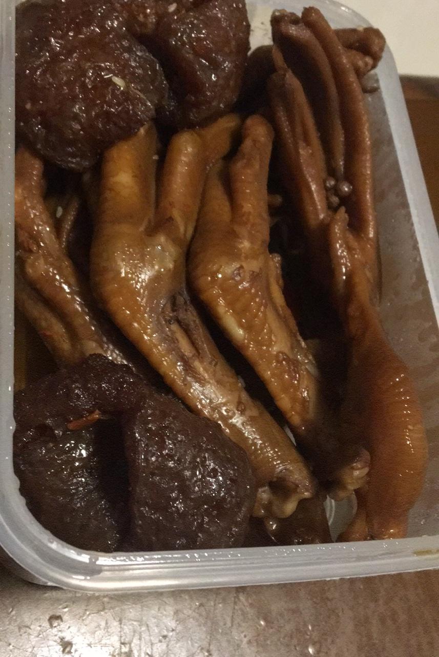 香卤鸭掌（好吃得不得了）