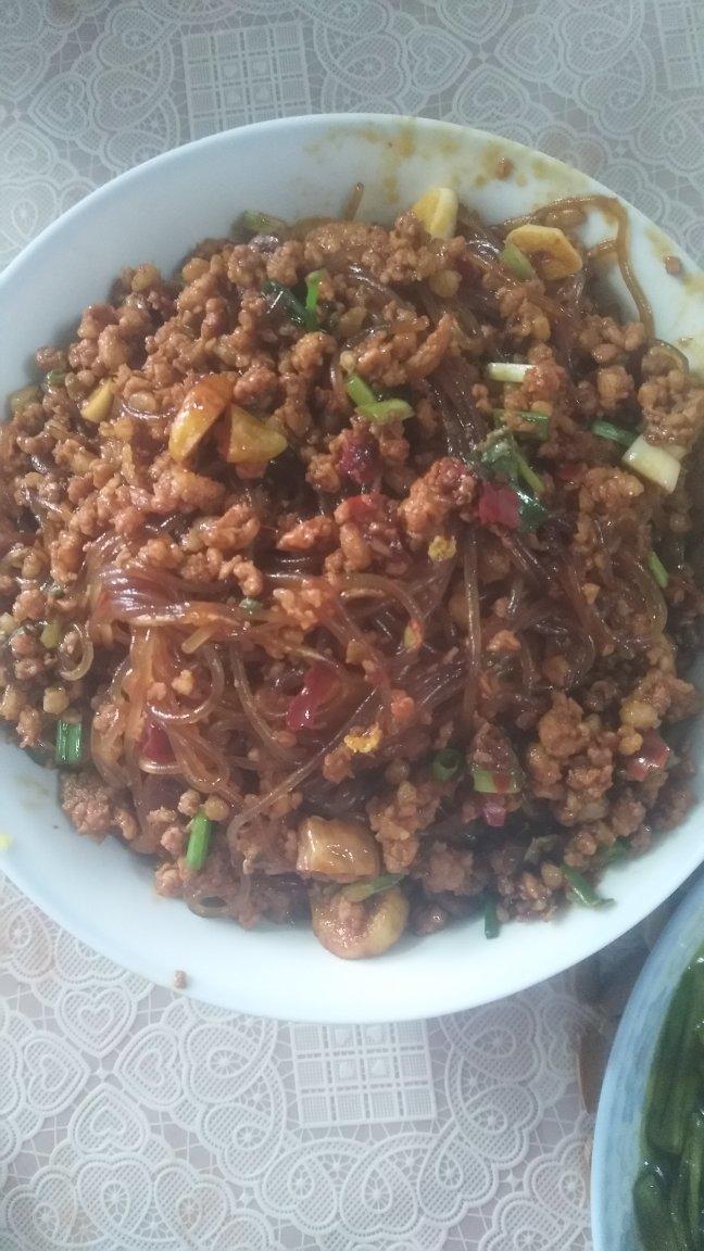 厨师长教你：“蚂蚁上树”的家常做法，非常详细的讲解