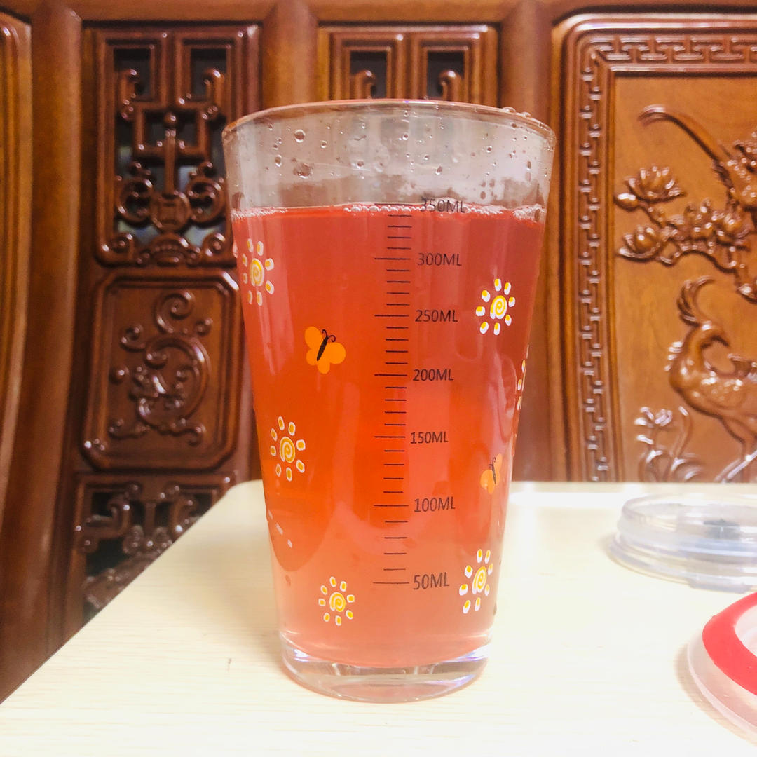 vc满满的小樱桃水
