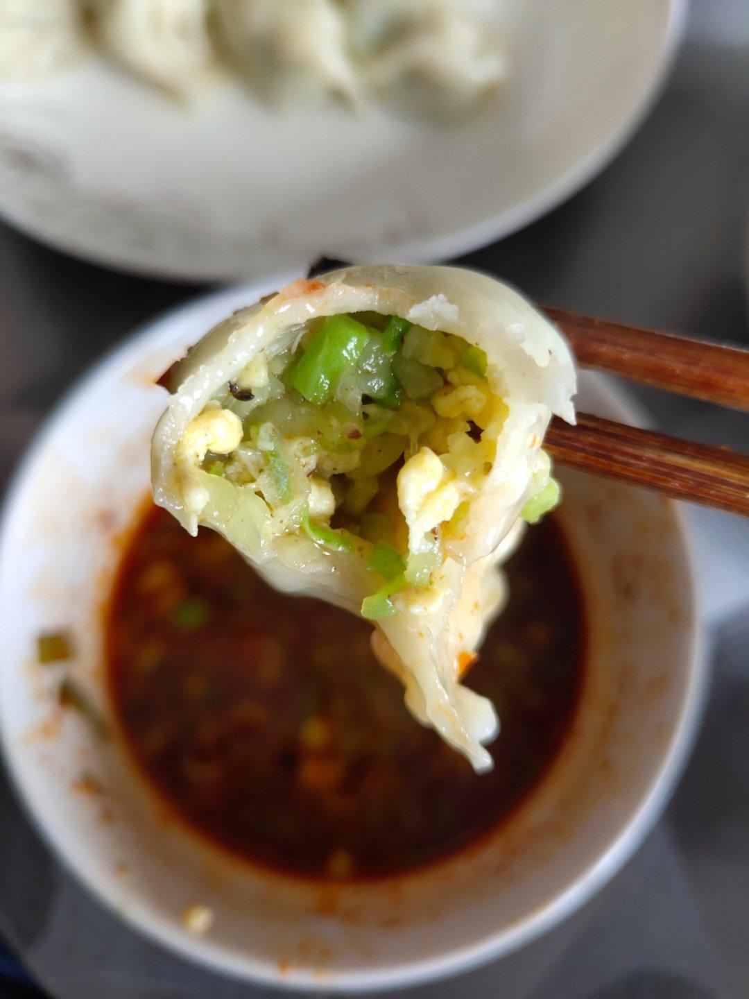 西葫芦鸡蛋虾皮饺子