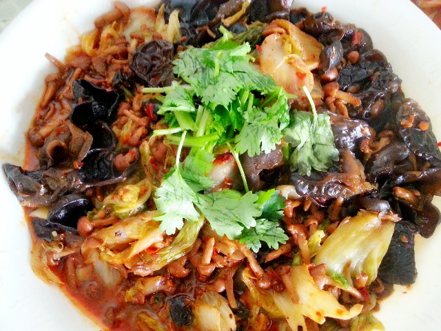 白菜炒木耳
