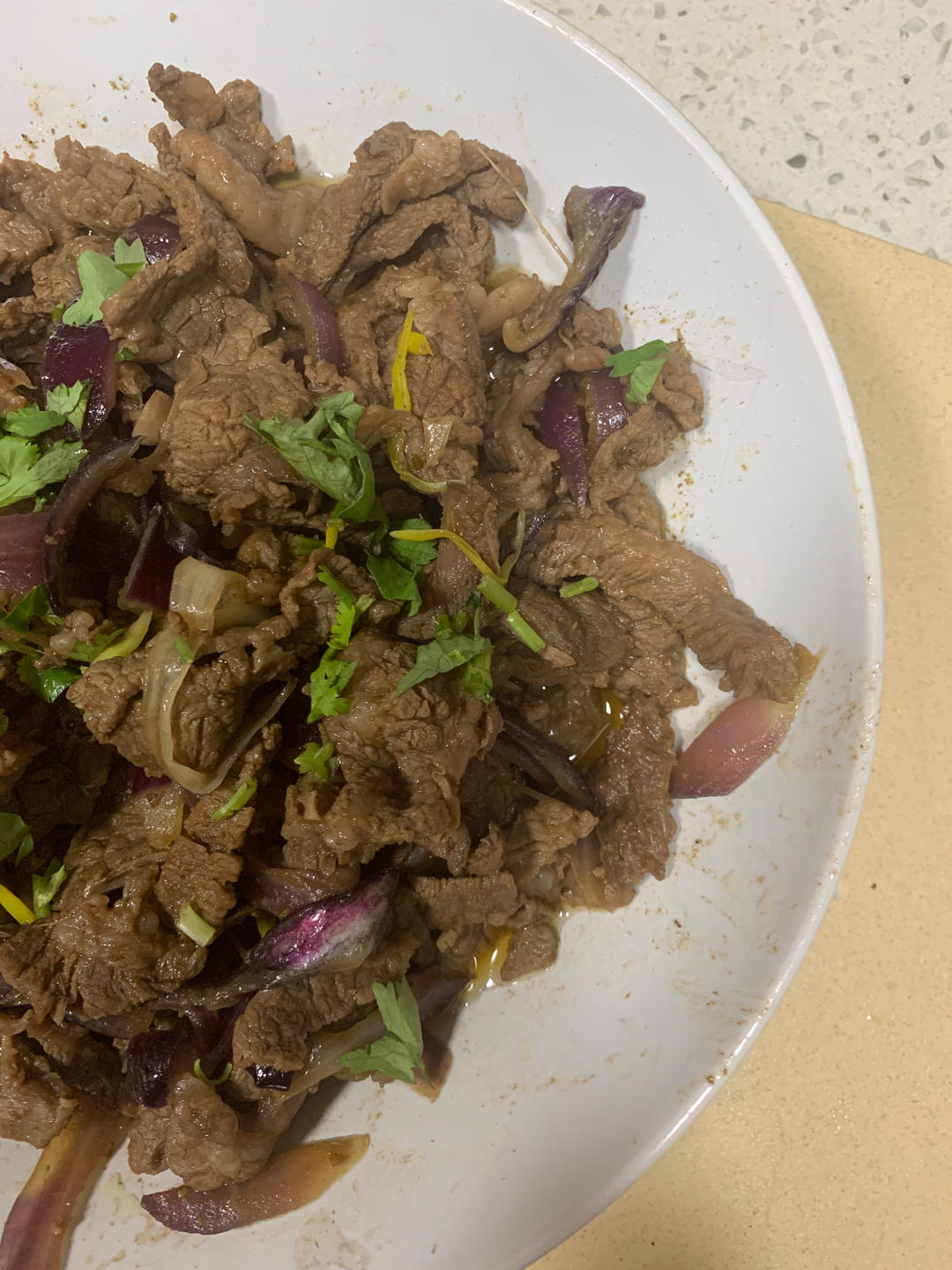 洋葱炒牛肉