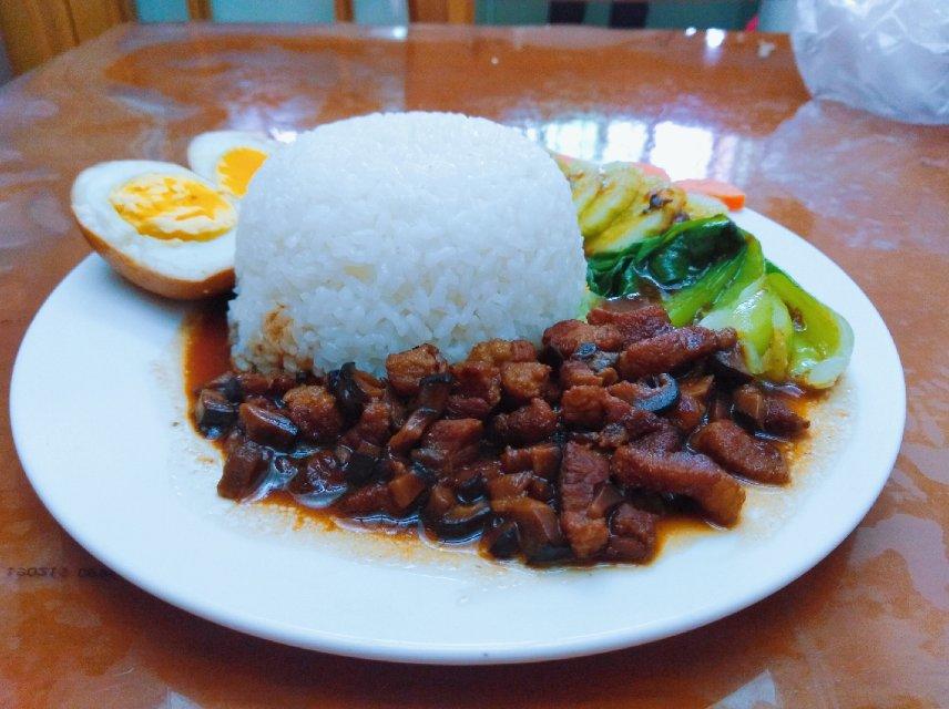 台式卤肉饭