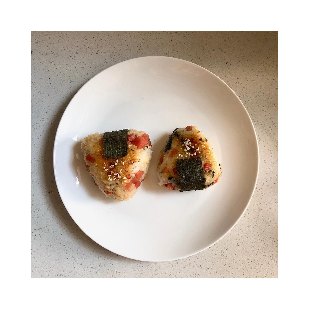 自制日式烤饭团‼️好吃到飞起来，连吃3个都不够，太香啦