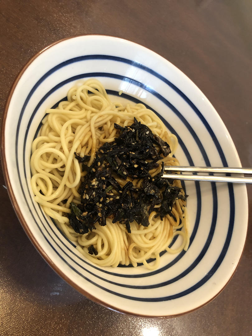 10分钟搞定的一碗葱油拌面