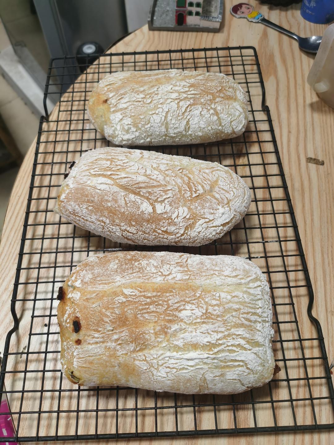 【ciabatta】家庭版恰巴塔，软乎乎的拖鞋面包