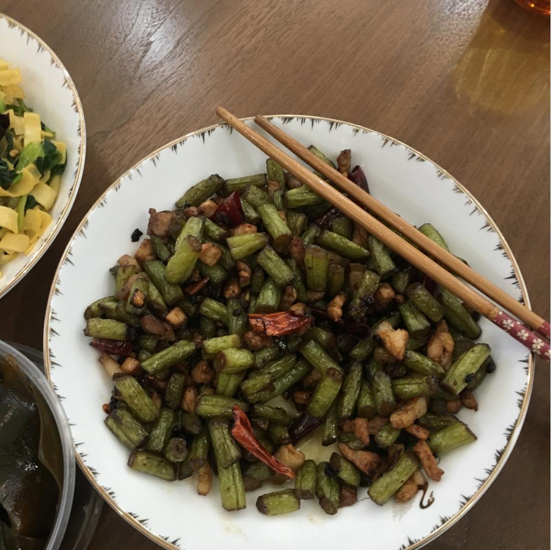 肉沫豆角下饭菜
