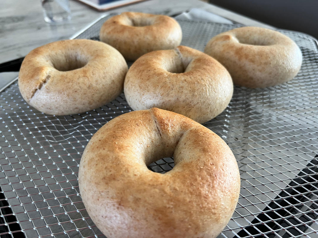 肉桂苹果全麦贝果