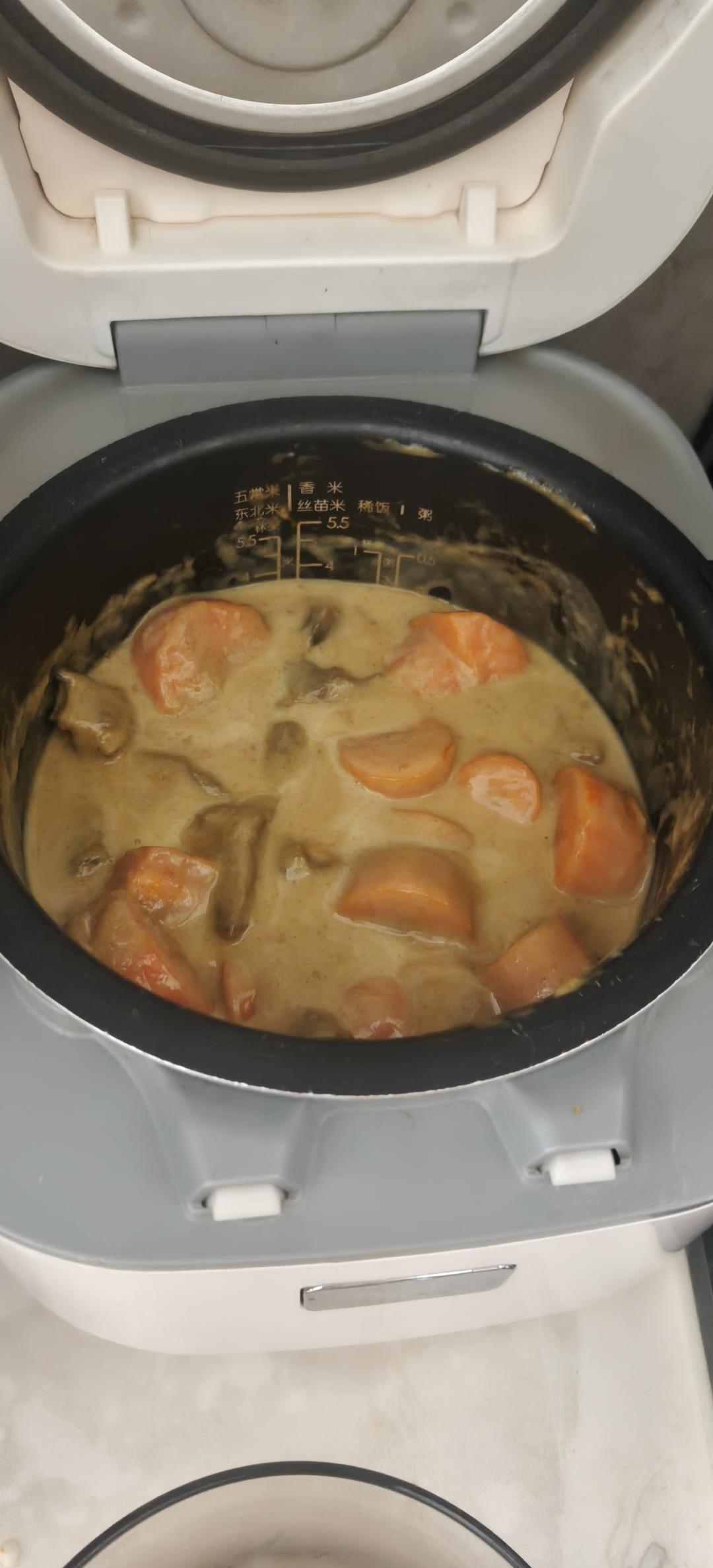 咖喱牛腩（电饭锅版）