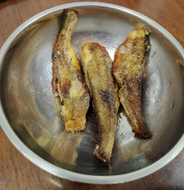好吃到骨头都酥的小黄鱼