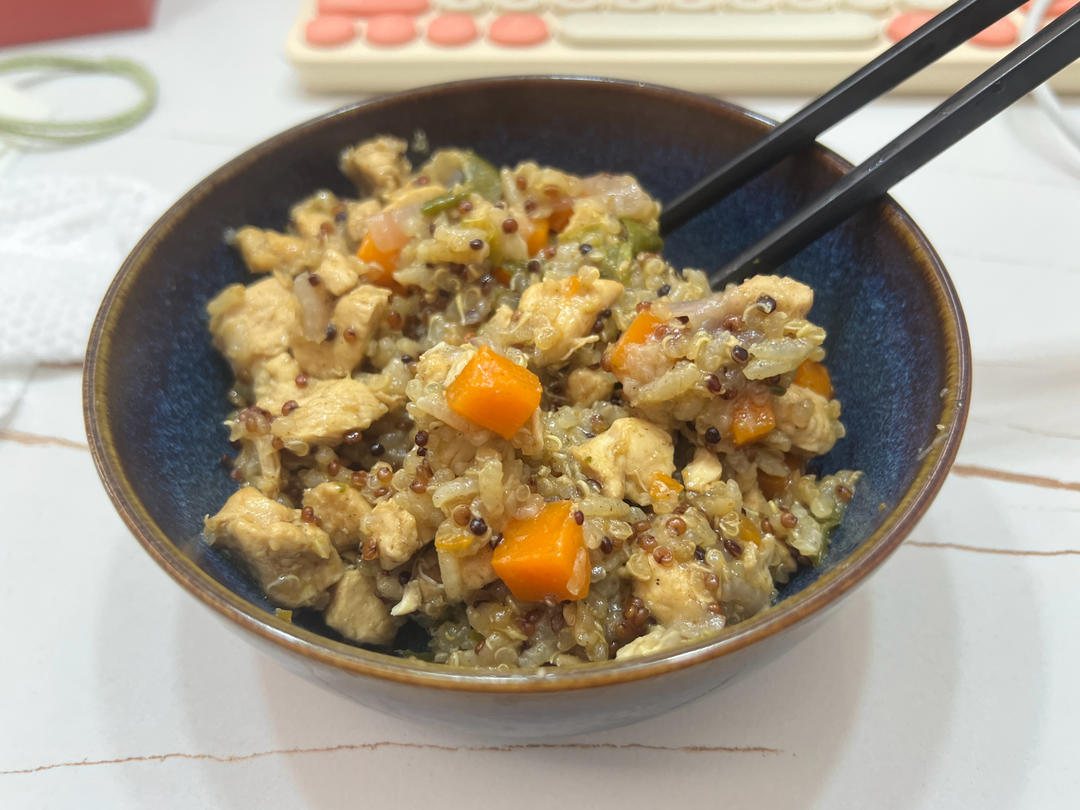 【健康三餐】香喷喷孜然鸡肉闷饭