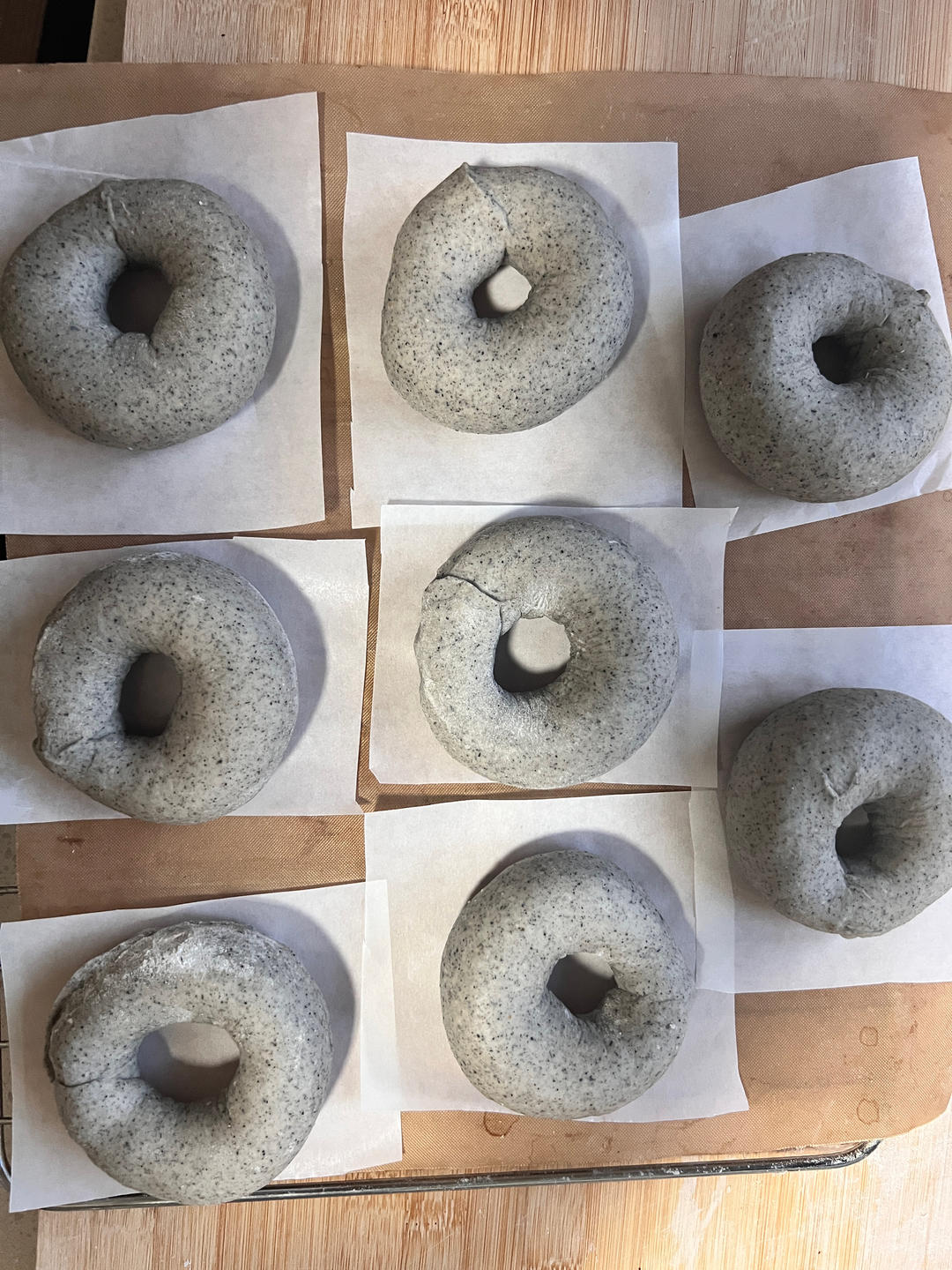 双倍黑芝麻奶酥贝果🥯一起吃养生贝果吧